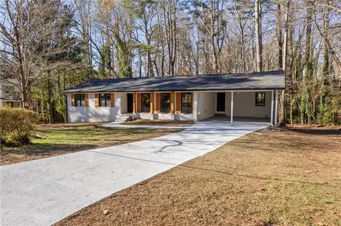 11 Cecil Dr, Marietta, GA 30068