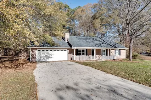 Exterior - 55 High Ridge Rd, Covington, GA 30014 photo 5 of 11