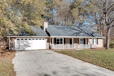 Exterior - 55 High Ridge Rd, Covington, GA 30014 photo 6 of 11