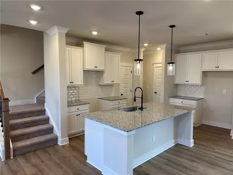Kitchen - 4143 Millstone Park Ln, Gainesville, GA 30504 photo 2 of 3