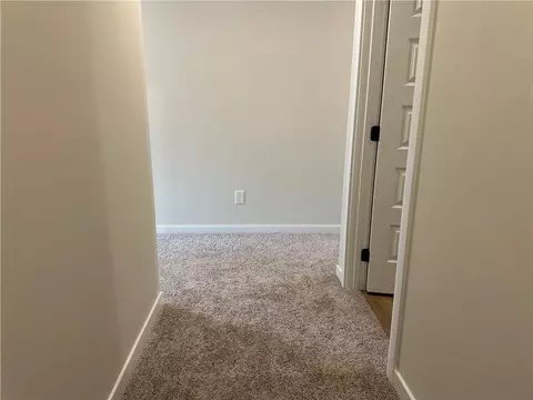 Entry Way - 4143 Millstone Park Ln, Gainesville, GA 30504 photo 6 of 8