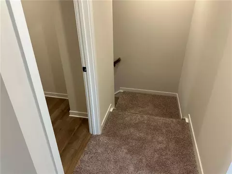 Entry Way - 4143 Millstone Park Ln, Gainesville, GA 30504 photo 7 of 8