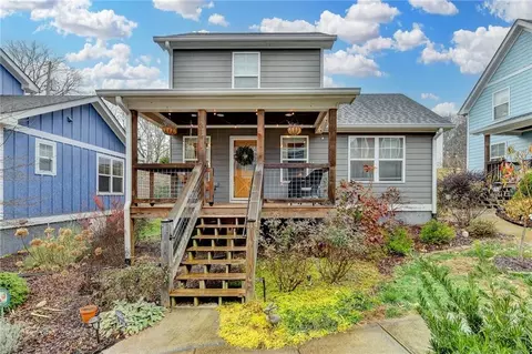 318 Cottage Ct, Ball Ground, GA 30107