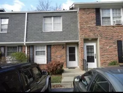 2040 Kings Gate Cir #B, Snellville, GA 30078