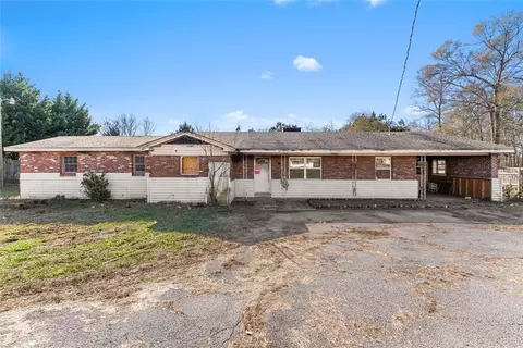 2116 Memorial Park Dr, Gainesville, GA 30504