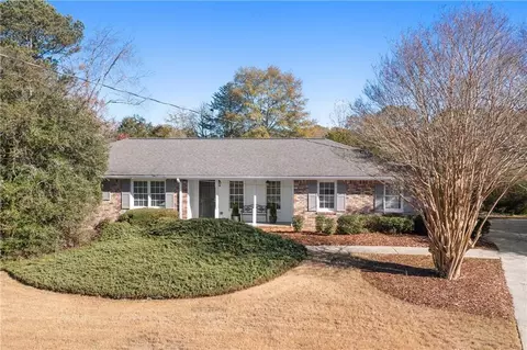 2866 Alamo Pl, Snellville, GA 30078
