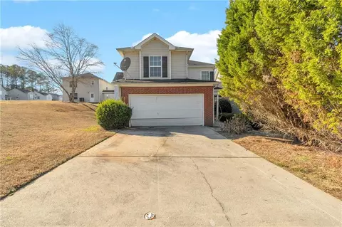 658 Carlton Pointe Dr, Palmetto, GA 30268