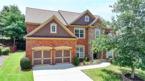 5485 Sandstone Ct, Cumming, GA 30040