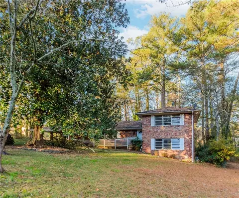 2605 Irene Dr, Marietta, GA 30066