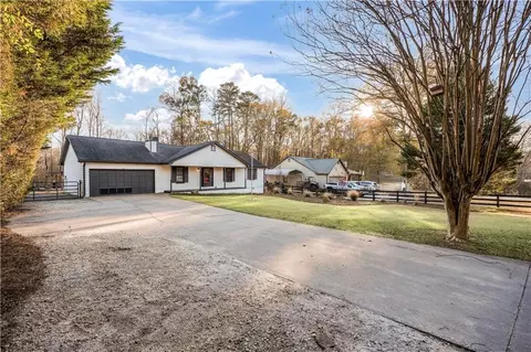 11565 Brown Bridge Rd, Covington, GA 30016 photo 4