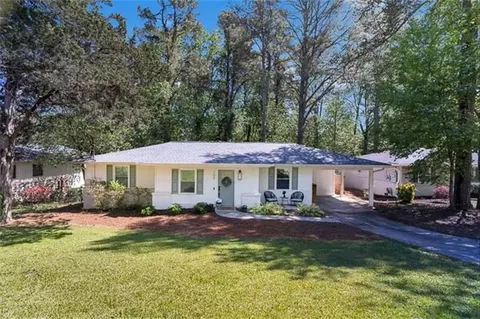 705 Stewart Cir NW, Marietta, GA 30064