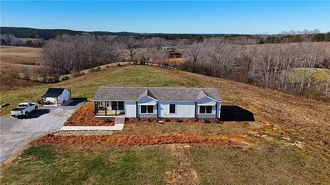 Exterior - 703 Addison Rd, Buchanan, GA 30113 photo 7 of 8
