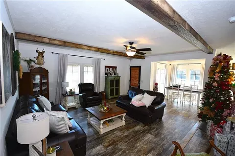 Living - 703 Addison Rd, Buchanan, GA 30113 photo 4 of 6