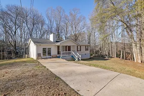 3441 Carolyn St, Gainesville, GA 30504