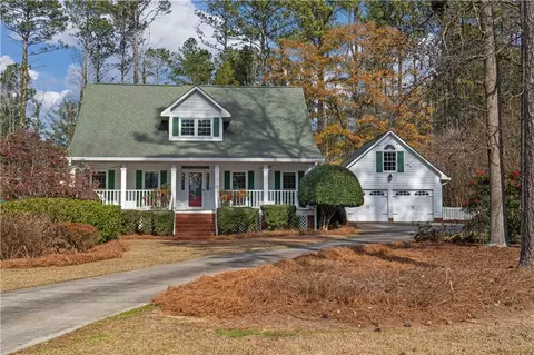 1105 Wedgewood Dr, Fayetteville, GA 30214