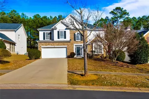 6464 Edgewater Cv, Fairburn, GA 30213