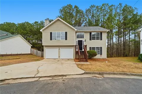 3754 Salem Meadows Dr, Stonecrest, GA 30038