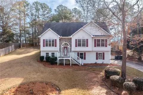 805 Springharbor Ct, Woodstock, GA 30188
