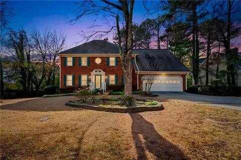 4174 King Richard Ct, Snellville, GA 30039