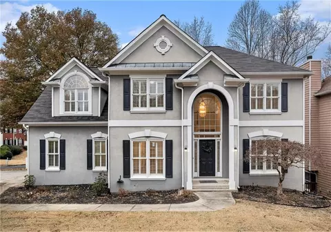 200 Ridge Bluff Ln, Suwanee, GA 30024