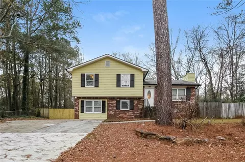 4636 Hamlet Walk SE, Conyers, GA 30094