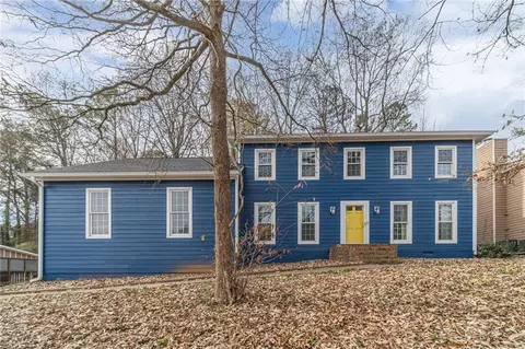 948 Hampton Trl NW, Lilburn, GA 30047