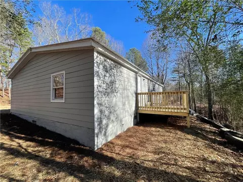 120 Snow Mountain Ln, Ellijay, GA 30540