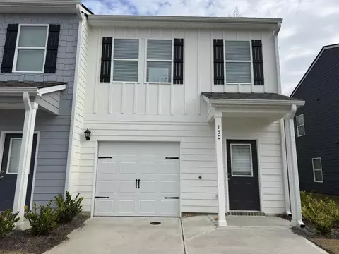 150 Village Green Dr, Adairsville, GA 30103
