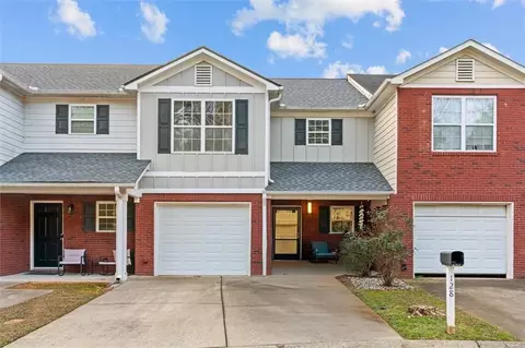128 Avalon Dr, Calhoun, GA 30701