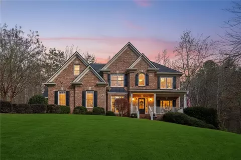 435 Oak Forest Dr, Dawsonville, GA 30534