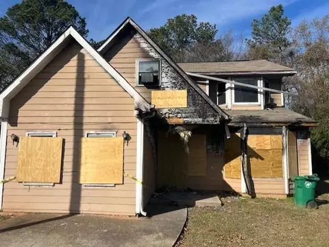 439 Orchard Dr, Stone Mountain, GA 30083