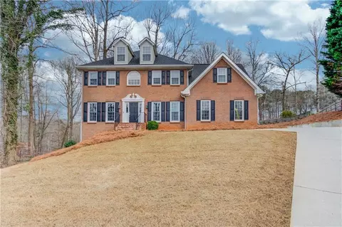 91 Saint Martin Dr, Suwanee, GA 30024