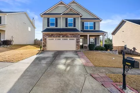 728 Pine Ln, Lawrenceville, GA 30043