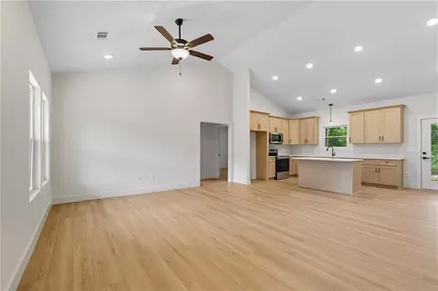 Living - 132 James Rd, Clarkesville, GA 30523 photo 1 of 1