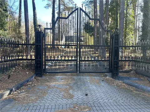13039 Freemanville Rd, Alpharetta, GA 30004