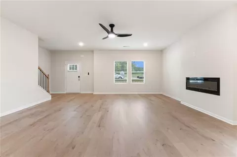 Living - 148 Post Oak Dr, Jackson, GA 30233 photo 3 of 3