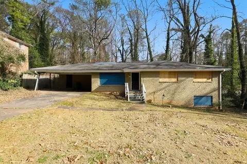 2402 Dawn Dr, Decatur, GA 30032