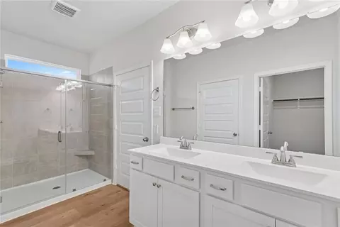 Bath - 151 Red Oak Ln, Calhoun, GA 30701 photo 1 of 1
