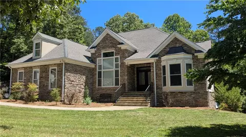 101 Arrow Wood Dr, Waleska, GA 30183