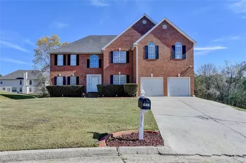2377 Pendergrass Ln, Ellenwood, GA 30294