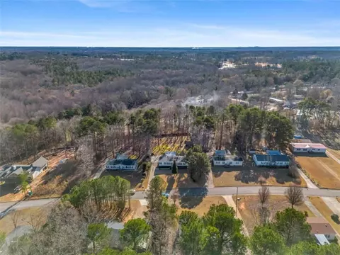 View/Area - 429 Graystone Dr, Winder, GA 30680 photo 5 of 6