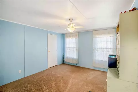 Bedroom - 429 Graystone Dr, Winder, GA 30680 photo 1 of 8