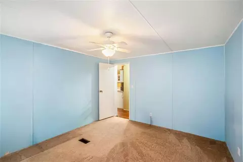 Bedroom - 429 Graystone Dr, Winder, GA 30680 photo 2 of 8