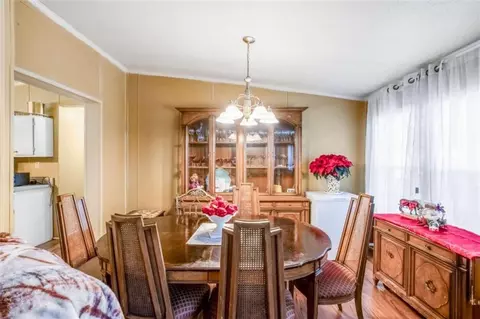 Dining - 429 Graystone Dr, Winder, GA 30680 photo 1 of 2