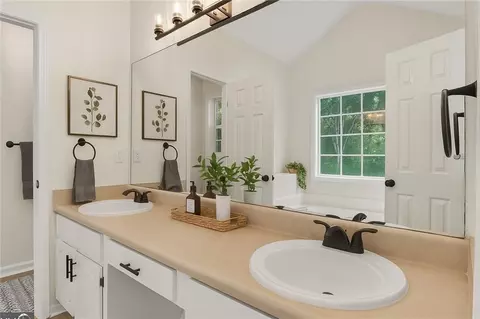 Bath - 110 Chestnut Dr, Covington, GA 30016 photo 1 of 5