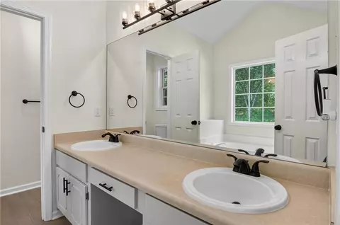 Bath - 110 Chestnut Dr, Covington, GA 30016 photo 2 of 5