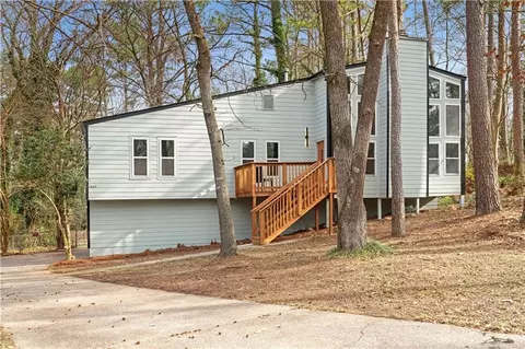 767 Starmist Ct NE, Kennesaw, GA 30144