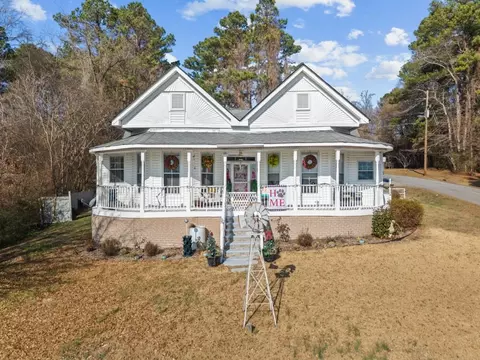 431 W Memorial Dr, Dallas, GA 30132
