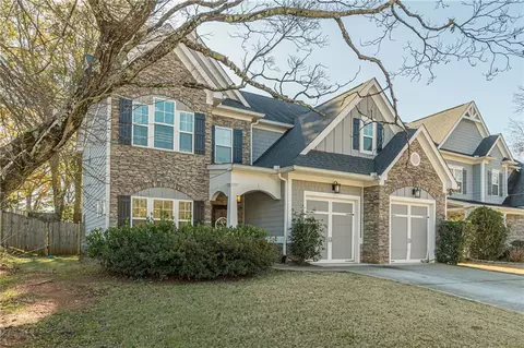 1006 Mclinden Ave SE, Smyrna, GA 30080