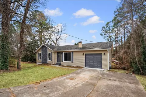 5395 Kings Ridge Pl, Norcross, GA 30093